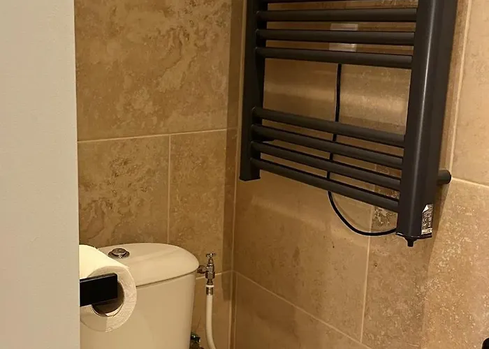 Le Robin With Ac & Charm Antibes