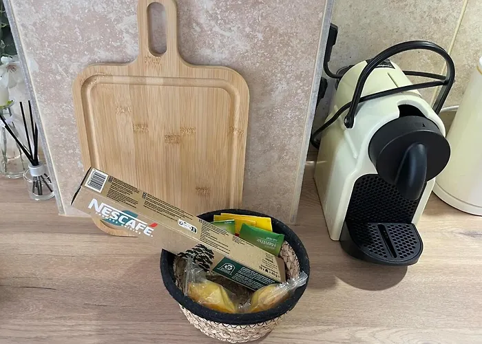 Apartment Le Robin With Ac & Charm